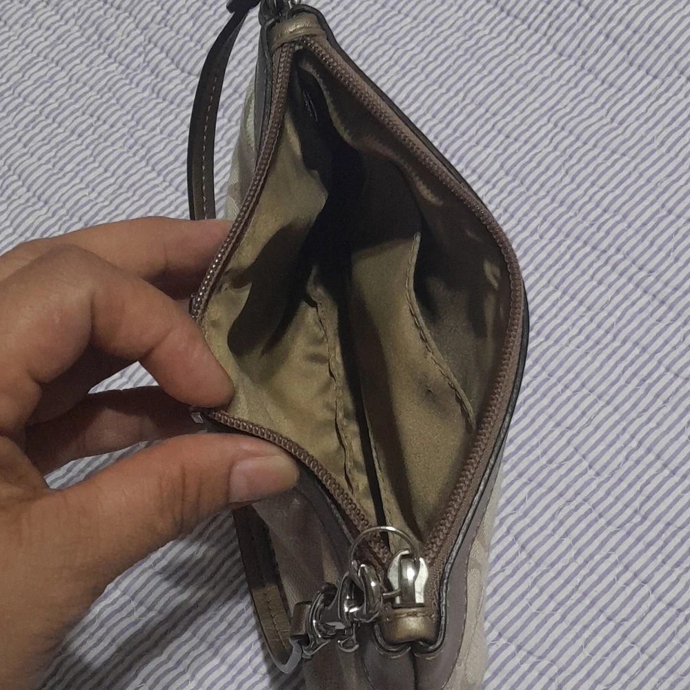 Coach Wristlet/Wallet - Picture 4 of 5